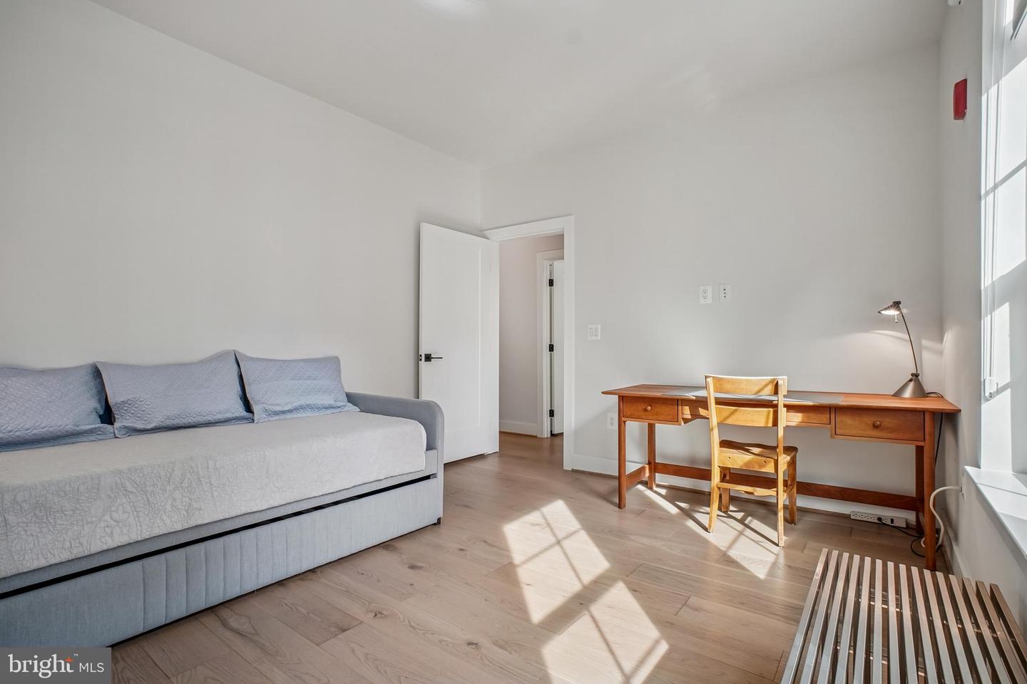 1411 KEY BLVD #609, ARLINGTON, Virginia 22209, 3 Bedrooms Bedrooms, ,2 BathroomsBathrooms,Residential,For sale,1411 KEY BLVD #609,VAAR2069352 MLS # VAAR2069352