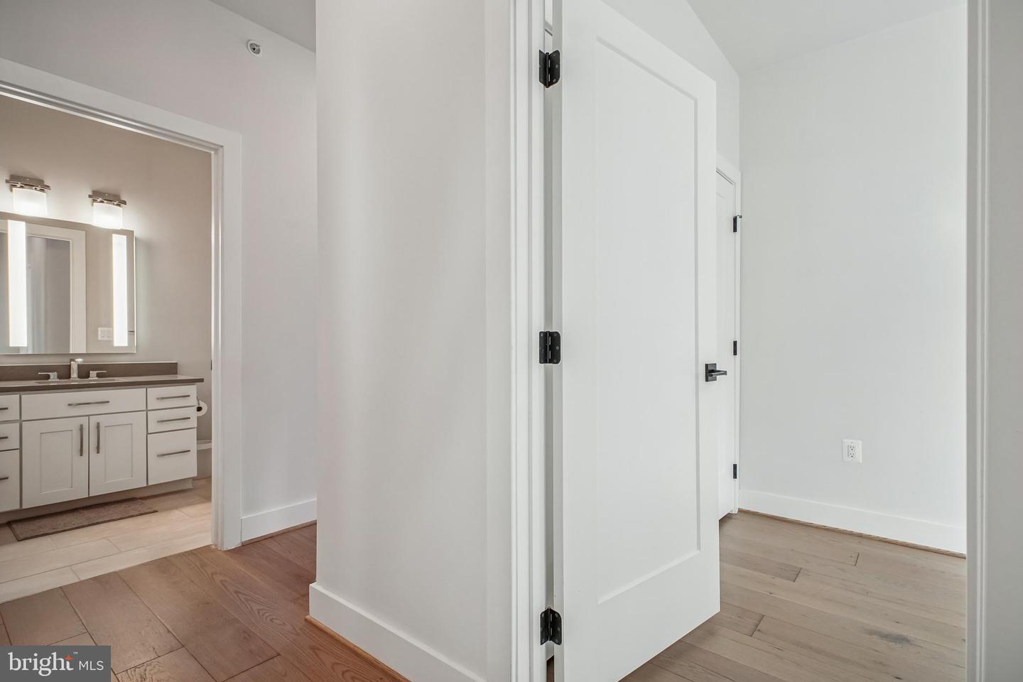 1411 KEY BLVD #609, ARLINGTON, Virginia 22209, 3 Bedrooms Bedrooms, ,2 BathroomsBathrooms,Residential,For sale,1411 KEY BLVD #609,VAAR2069352 MLS # VAAR2069352