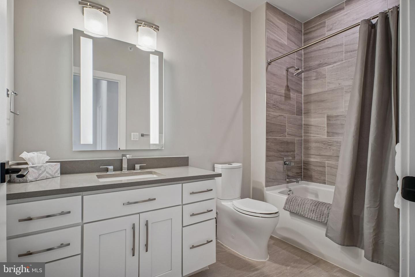 1411 KEY BLVD #609, ARLINGTON, Virginia 22209, 3 Bedrooms Bedrooms, ,2 BathroomsBathrooms,Residential,For sale,1411 KEY BLVD #609,VAAR2069352 MLS # VAAR2069352