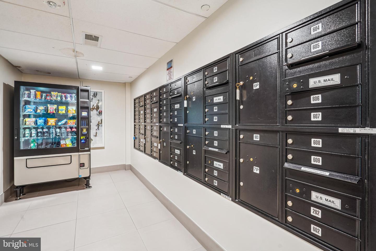 1411 KEY BLVD #609, ARLINGTON, Virginia 22209, 3 Bedrooms Bedrooms, ,2 BathroomsBathrooms,Residential,For sale,1411 KEY BLVD #609,VAAR2069352 MLS # VAAR2069352