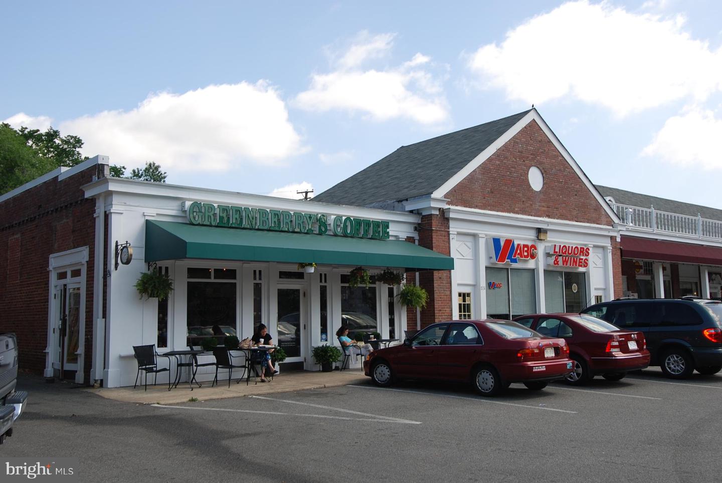 1411 KEY BLVD #609, ARLINGTON, Virginia 22209, 3 Bedrooms Bedrooms, ,2 BathroomsBathrooms,Residential,For sale,1411 KEY BLVD #609,VAAR2069352 MLS # VAAR2069352