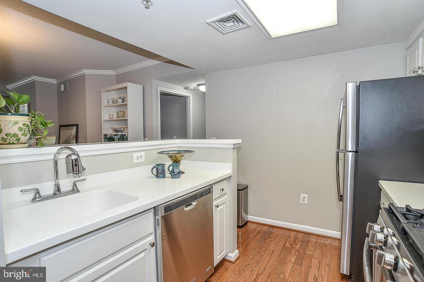 3830 9TH ST N #202W, ARLINGTON, Virginia 22203, 1 Bedroom Bedrooms, ,1 BathroomBathrooms,Residential,For sale,3830 9TH ST N #202W,VAAR2069354 MLS # VAAR2069354 3830 9TH ST N #202W, ARLINGTON, Virginia 22203, 1 Bedroom Bedrooms, ,1 BathroomBathrooms,Residential,For sale,3830 9TH ST N #202W,VAAR2069354 MLS # VAAR2069354