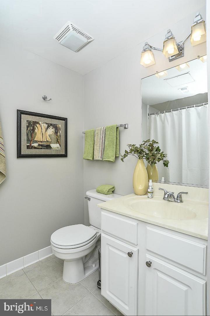 3830 9TH ST N #202W, ARLINGTON, Virginia 22203, 1 Bedroom Bedrooms, ,1 BathroomBathrooms,Residential,For sale,3830 9TH ST N #202W,VAAR2069354 MLS # VAAR2069354 3830 9TH ST N #202W, ARLINGTON, Virginia 22203, 1 Bedroom Bedrooms, ,1 BathroomBathrooms,Residential,For sale,3830 9TH ST N #202W,VAAR2069354 MLS # VAAR2069354