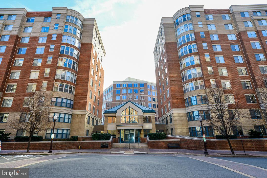 3830 9TH ST N #202W, ARLINGTON, Virginia 22203, 1 Bedroom Bedrooms, ,1 BathroomBathrooms,Residential,For sale,3830 9TH ST N #202W,VAAR2069354 MLS # VAAR2069354