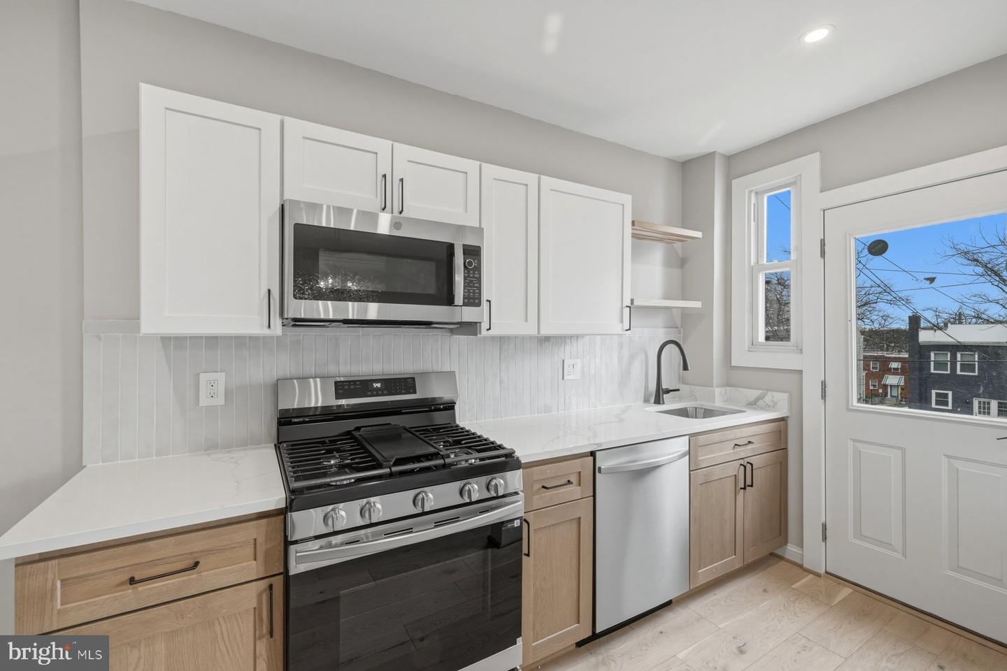 1650 FORT DAVIS ST SE, WASHINGTON, District Of Columbia 20020, 3 Bedrooms Bedrooms, ,2 BathroomsBathrooms,Residential,For sale,1650 FORT DAVIS ST SE,DCDC2248028 MLS # DCDC2248028 1650 FORT DAVIS ST SE, WASHINGTON, District Of Columbia 20020, 3 Bedrooms Bedrooms, ,2 BathroomsBathrooms,Residential,For sale,1650 FORT DAVIS ST SE,DCDC2248028 MLS # DCDC2248028