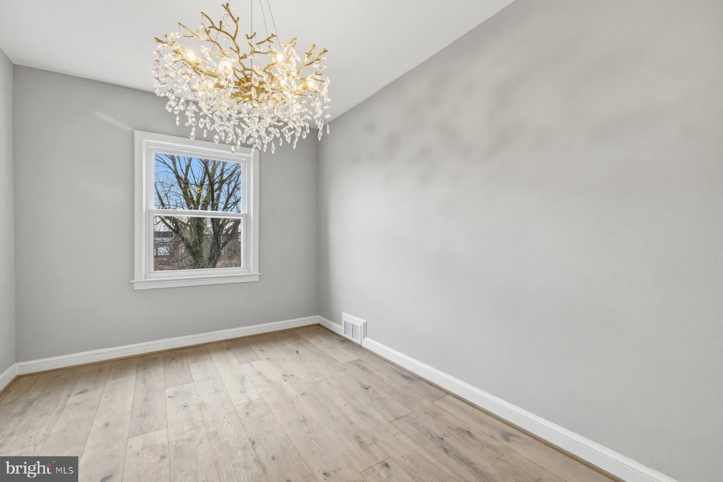 1650 FORT DAVIS ST SE, WASHINGTON, District Of Columbia 20020, 3 Bedrooms Bedrooms, ,2 BathroomsBathrooms,Residential,For sale,1650 FORT DAVIS ST SE,DCDC2248028 MLS # DCDC2248028 1650 FORT DAVIS ST SE, WASHINGTON, District Of Columbia 20020, 3 Bedrooms Bedrooms, ,2 BathroomsBathrooms,Residential,For sale,1650 FORT DAVIS ST SE,DCDC2248028 MLS # DCDC2248028