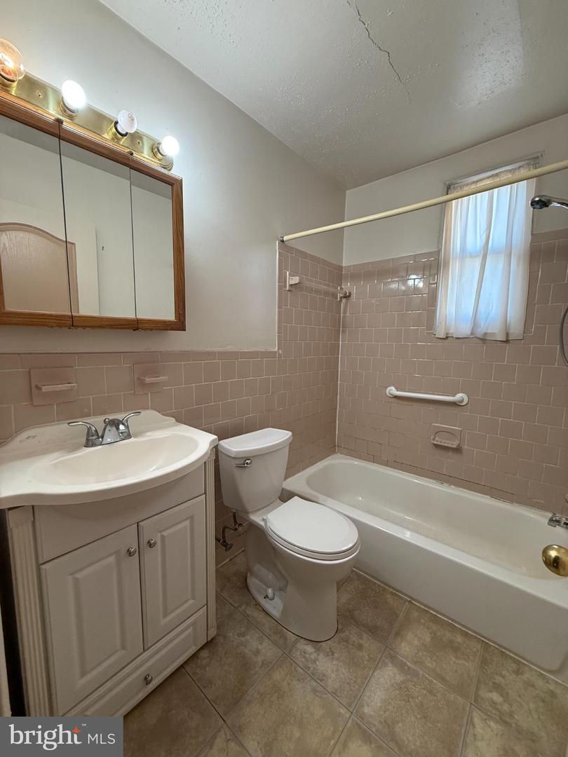 6008 SLIGO MILL RD NE, WASHINGTON, District Of Columbia 20011, 3 Bedrooms Bedrooms, ,2 BathroomsBathrooms,Residential,For sale,6008 SLIGO MILL RD NE,DCDC2248032 MLS # DCDC2248032