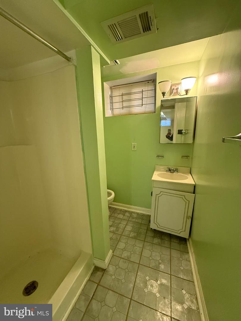 6008 SLIGO MILL RD NE, WASHINGTON, District Of Columbia 20011, 3 Bedrooms Bedrooms, ,2 BathroomsBathrooms,Residential,For sale,6008 SLIGO MILL RD NE,DCDC2248032 MLS # DCDC2248032