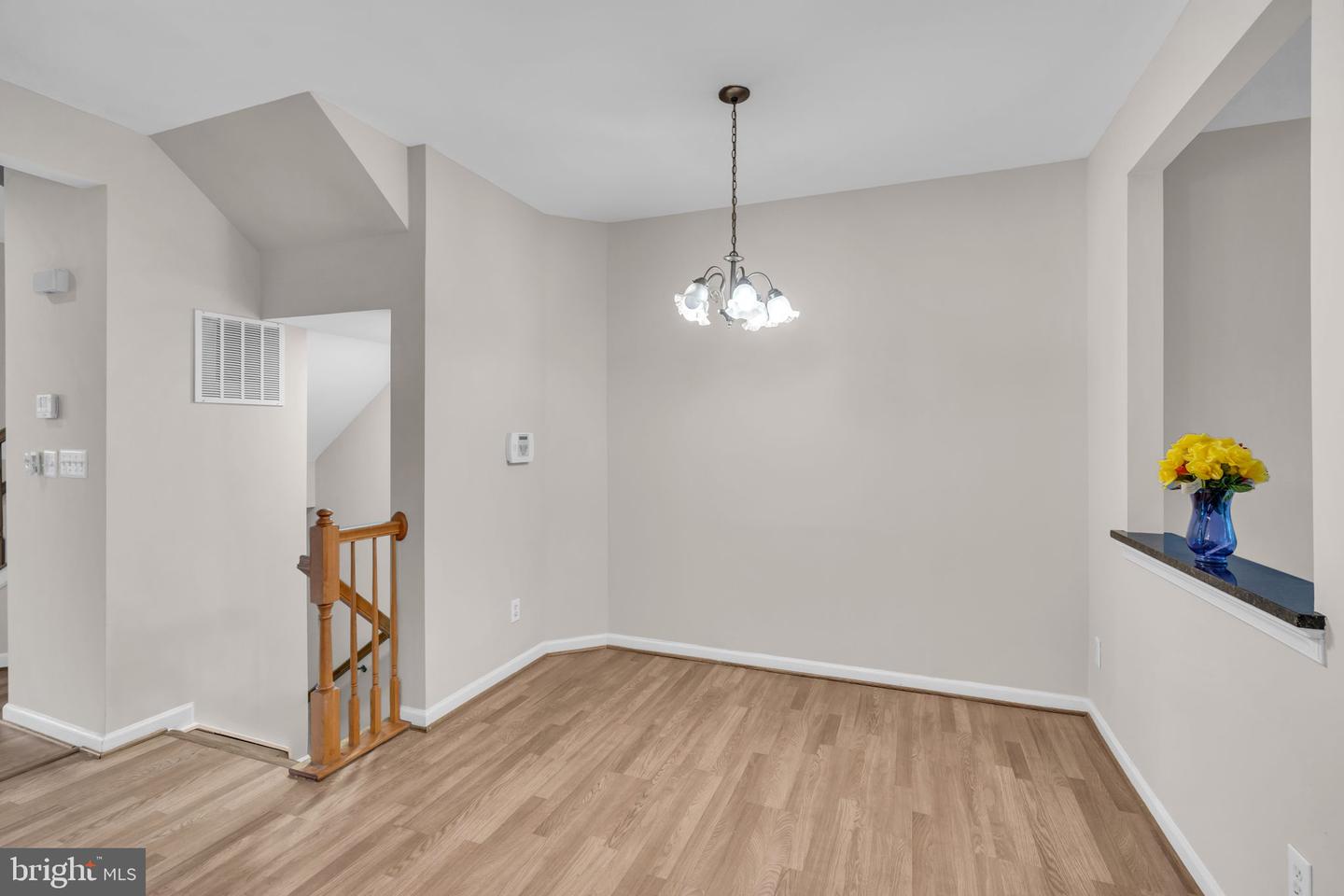 13663 STRATFORD GLEN PL, HERNDON, Virginia 20171, 4 Bedrooms Bedrooms, ,3 BathroomsBathrooms,Residential,For sale,13663 STRATFORD GLEN PL,VAFX2293034 MLS # VAFX2293034