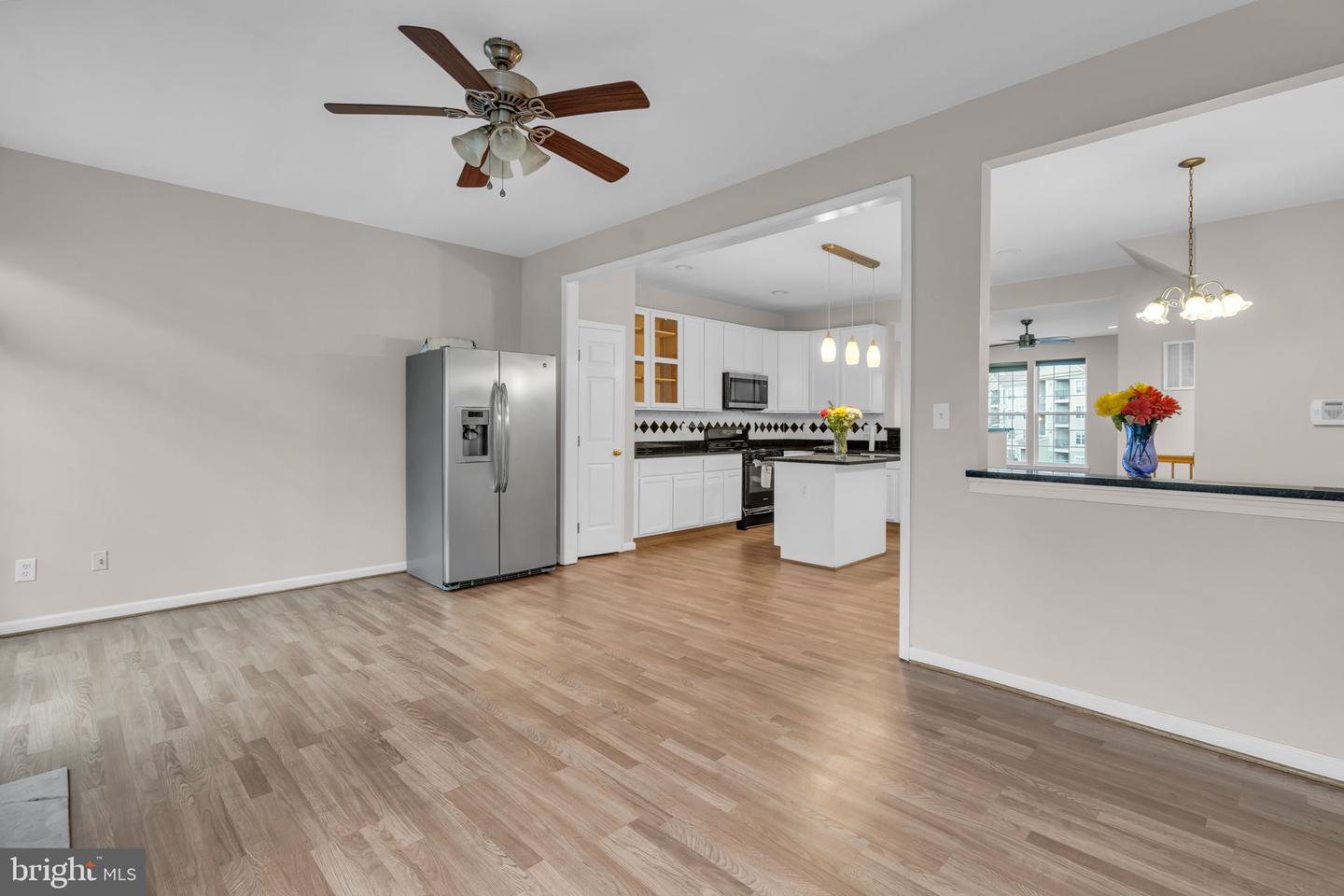 13663 STRATFORD GLEN PL, HERNDON, Virginia 20171, 4 Bedrooms Bedrooms, ,3 BathroomsBathrooms,Residential,For sale,13663 STRATFORD GLEN PL,VAFX2293034 MLS # VAFX2293034