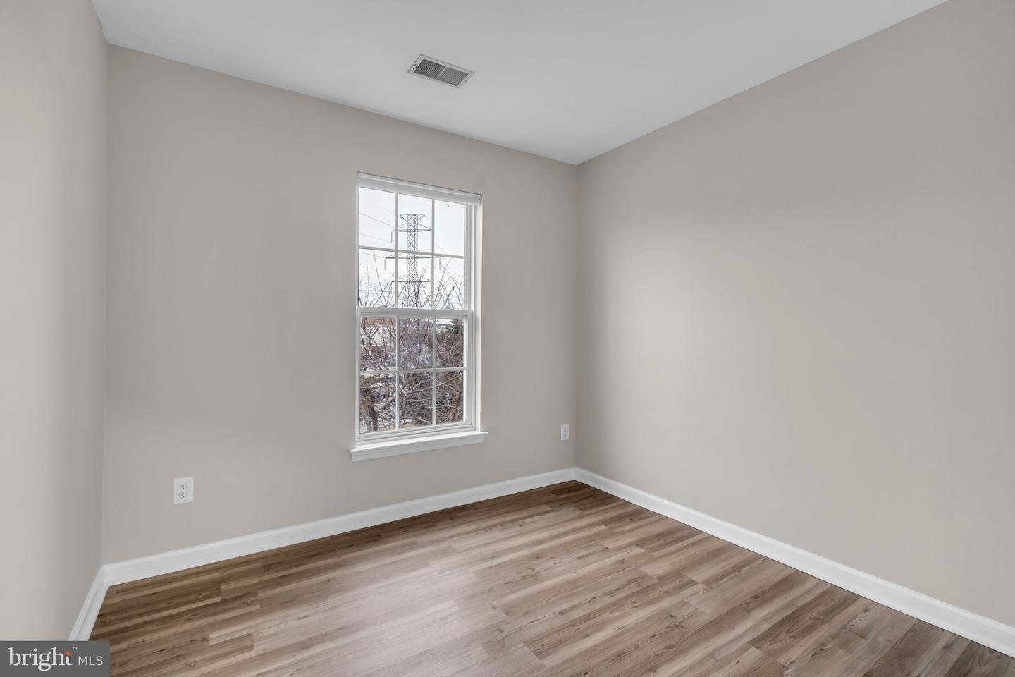 13663 STRATFORD GLEN PL, HERNDON, Virginia 20171, 4 Bedrooms Bedrooms, ,3 BathroomsBathrooms,Residential,For sale,13663 STRATFORD GLEN PL,VAFX2293034 MLS # VAFX2293034