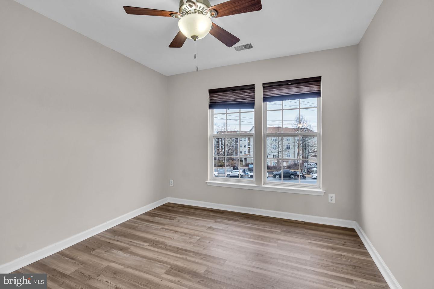 13663 STRATFORD GLEN PL, HERNDON, Virginia 20171, 4 Bedrooms Bedrooms, ,3 BathroomsBathrooms,Residential,For sale,13663 STRATFORD GLEN PL,VAFX2293034 MLS # VAFX2293034