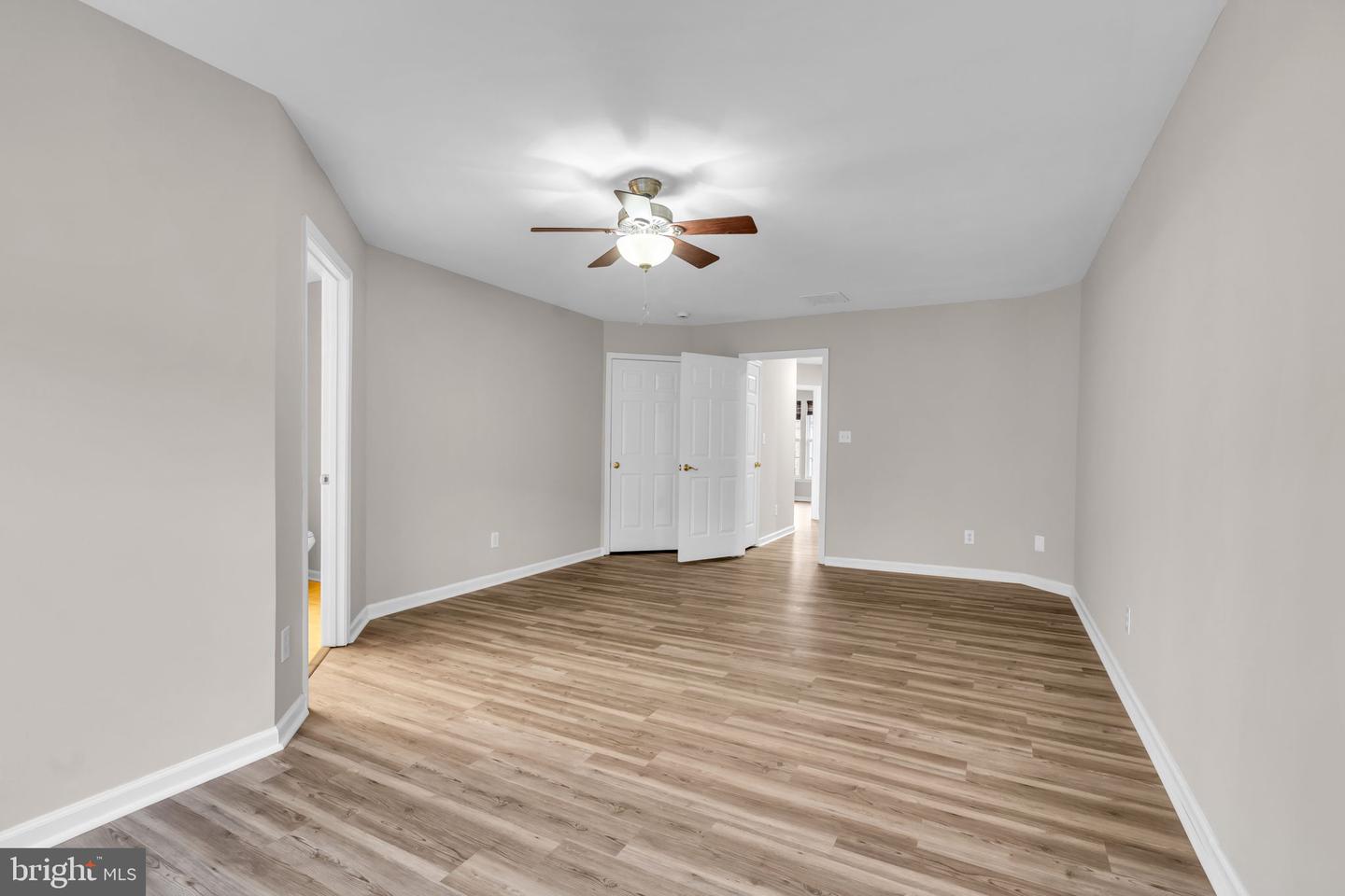 13663 STRATFORD GLEN PL, HERNDON, Virginia 20171, 4 Bedrooms Bedrooms, ,3 BathroomsBathrooms,Residential,For sale,13663 STRATFORD GLEN PL,VAFX2293034 MLS # VAFX2293034