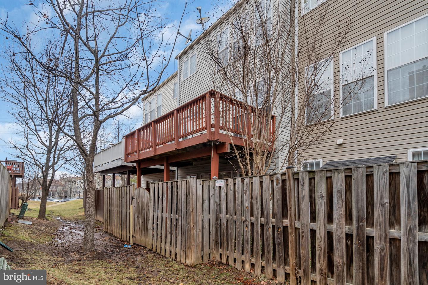 13663 STRATFORD GLEN PL, HERNDON, Virginia 20171, 4 Bedrooms Bedrooms, ,3 BathroomsBathrooms,Residential,For sale,13663 STRATFORD GLEN PL,VAFX2293034 MLS # VAFX2293034