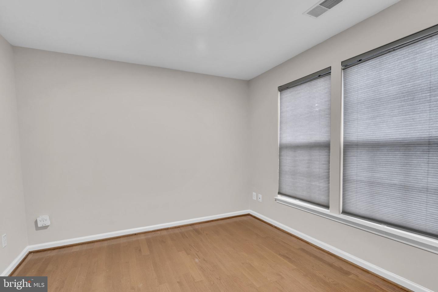 13663 STRATFORD GLEN PL, HERNDON, Virginia 20171, 4 Bedrooms Bedrooms, ,3 BathroomsBathrooms,Residential,For sale,13663 STRATFORD GLEN PL,VAFX2293034 MLS # VAFX2293034