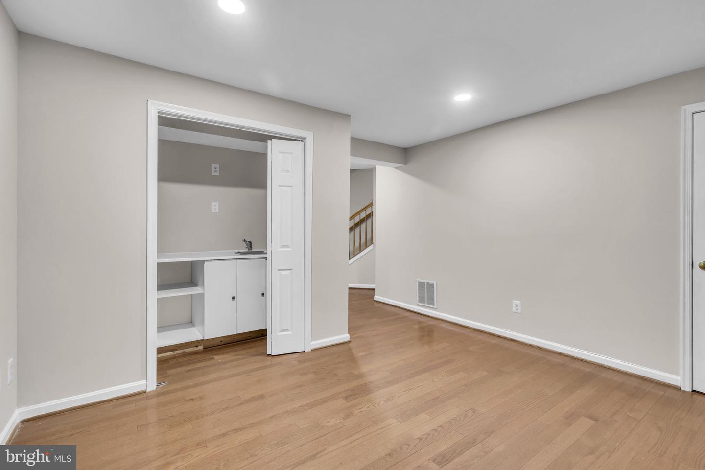 13663 STRATFORD GLEN PL, HERNDON, Virginia 20171, 4 Bedrooms Bedrooms, ,3 BathroomsBathrooms,Residential,For sale,13663 STRATFORD GLEN PL,VAFX2293034 MLS # VAFX2293034