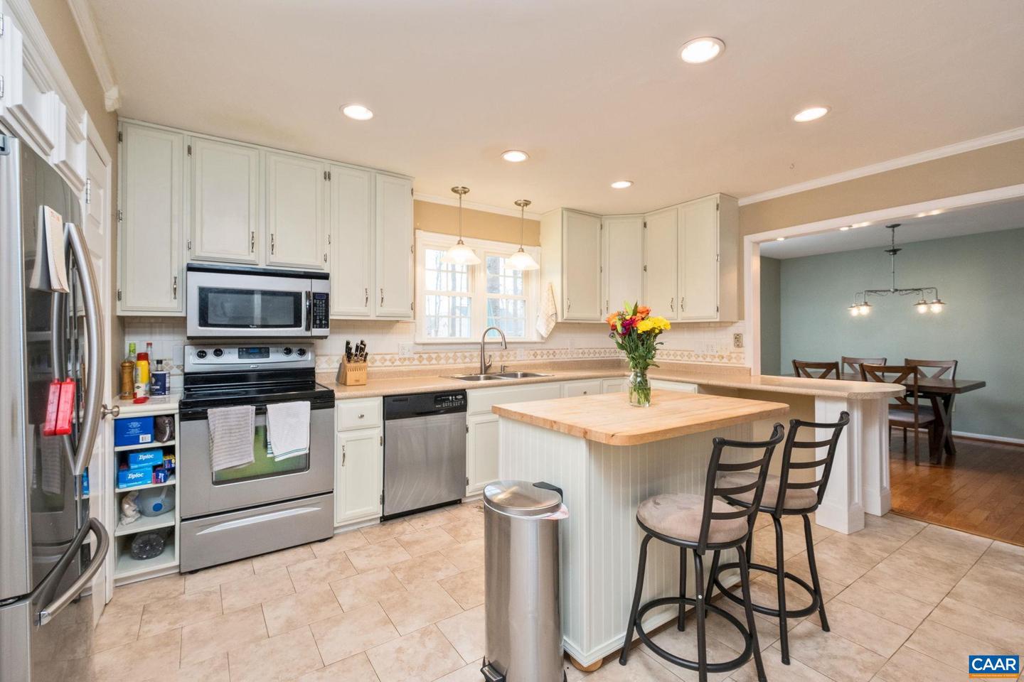 1635 POES LN, CHARLOTTESVILLE, Virginia 22911, 3 Bedrooms Bedrooms, ,2 BathroomsBathrooms,Residential,For sale,1635 POES LN,673740 MLS # 673740