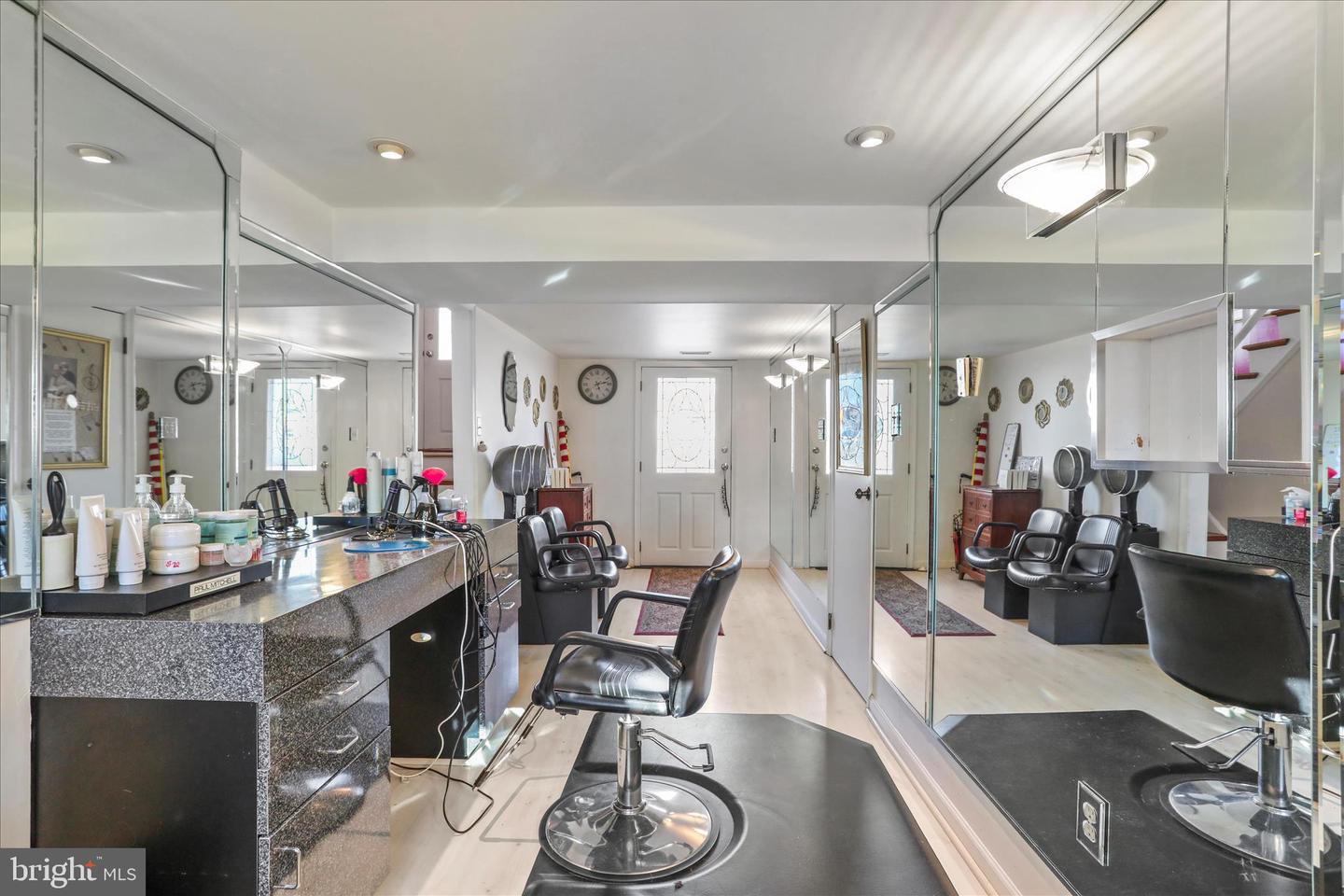 601 HOLLINGSWORTH DR, WINCHESTER, Virginia 22601, 2 Bedrooms Bedrooms, 10 Rooms Rooms,1 BathroomBathrooms,Residential,For sale,601 HOLLINGSWORTH DR,VAWI2010058 MLS # VAWI2010058 601 HOLLINGSWORTH DR, WINCHESTER, Virginia 22601, 2 Bedrooms Bedrooms, 10 Rooms Rooms,1 BathroomBathrooms,Residential,For sale,601 HOLLINGSWORTH DR,VAWI2010058 MLS # VAWI2010058