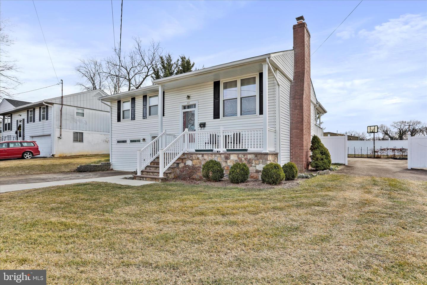 601 HOLLINGSWORTH DR, WINCHESTER, Virginia 22601, 2 Bedrooms Bedrooms, 10 Rooms Rooms,1 BathroomBathrooms,Residential,For sale,601 HOLLINGSWORTH DR,VAWI2010058 MLS # VAWI2010058 601 HOLLINGSWORTH DR, WINCHESTER, Virginia 22601, 2 Bedrooms Bedrooms, 10 Rooms Rooms,1 BathroomBathrooms,Residential,For sale,601 HOLLINGSWORTH DR,VAWI2010058 MLS # VAWI2010058