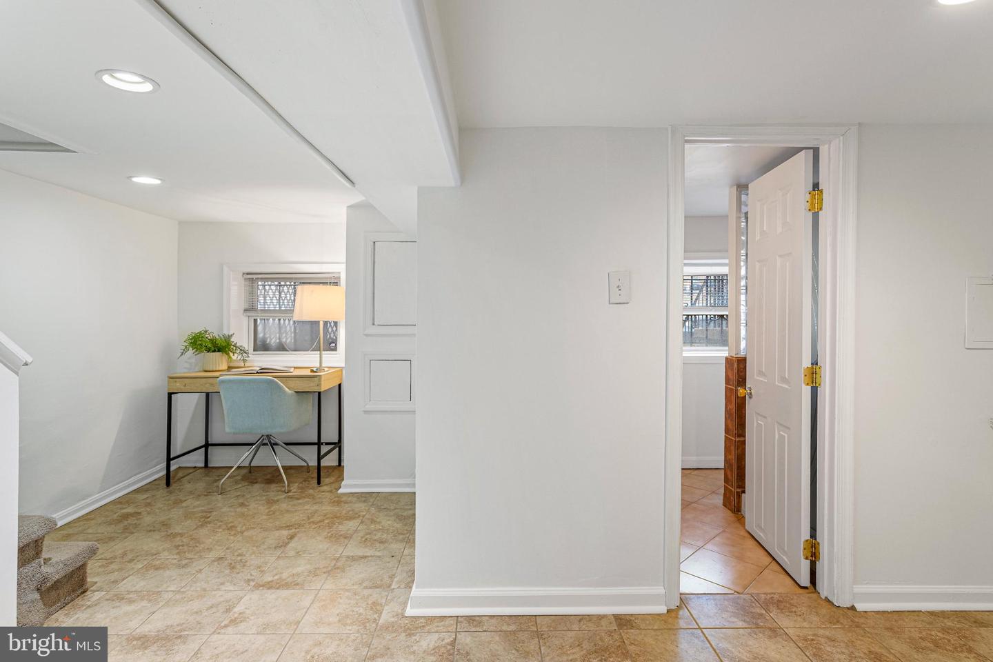 3028 PARK PL NW, WASHINGTON, District Of Columbia 20001, 2 Bedrooms Bedrooms, 2 Rooms Rooms,2 BathroomsBathrooms,Residential,For sale,3028 PARK PL NW,DCDC2248094 MLS # DCDC2248094