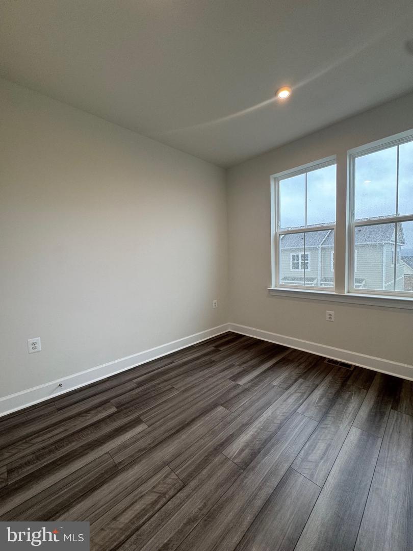 592 WATERMANS DR, WOODBRIDGE, Virginia 22191, 4 Bedrooms Bedrooms, ,4 BathroomsBathrooms,Residential,For sale,592 WATERMANS DR,VAPW2113398 MLS # VAPW2113398 592 WATERMANS DR, WOODBRIDGE, Virginia 22191, 4 Bedrooms Bedrooms, ,4 BathroomsBathrooms,Residential,For sale,592 WATERMANS DR,VAPW2113398 MLS # VAPW2113398