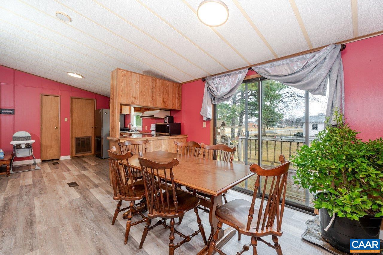 608 5TH ST, GROTTOES, Virginia 24441, 4 Bedrooms Bedrooms, ,2 BathroomsBathrooms,Residential,For sale,608 5TH ST,673744 MLS # 673744