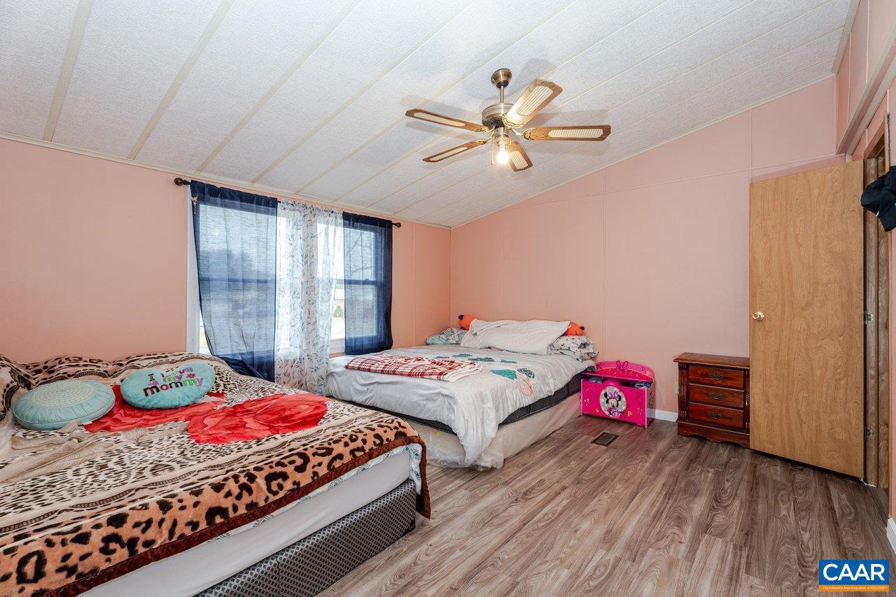 608 5TH ST, GROTTOES, Virginia 24441, 4 Bedrooms Bedrooms, ,2 BathroomsBathrooms,Residential,For sale,608 5TH ST,673744 MLS # 673744