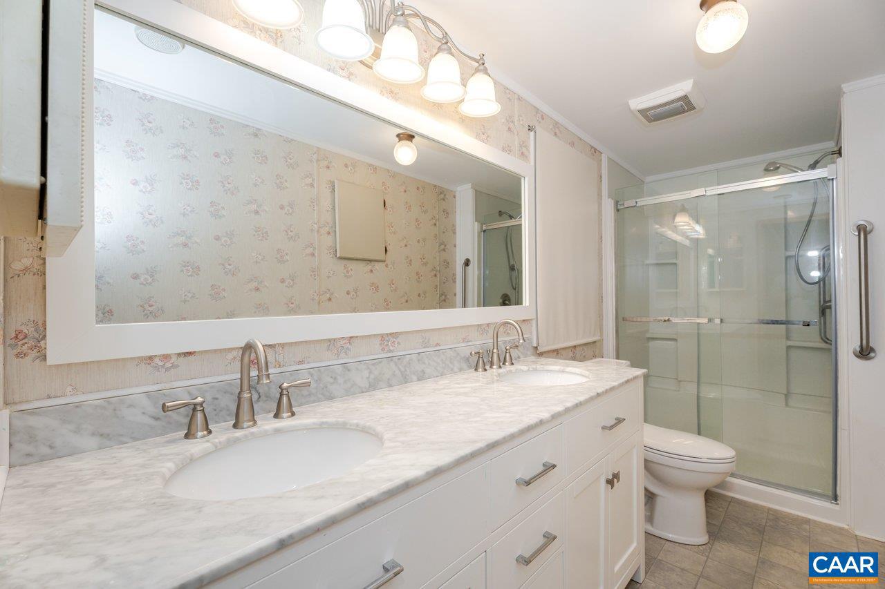 608 5TH ST, GROTTOES, Virginia 24441, 4 Bedrooms Bedrooms, ,2 BathroomsBathrooms,Residential,For sale,608 5TH ST,673744 MLS # 673744