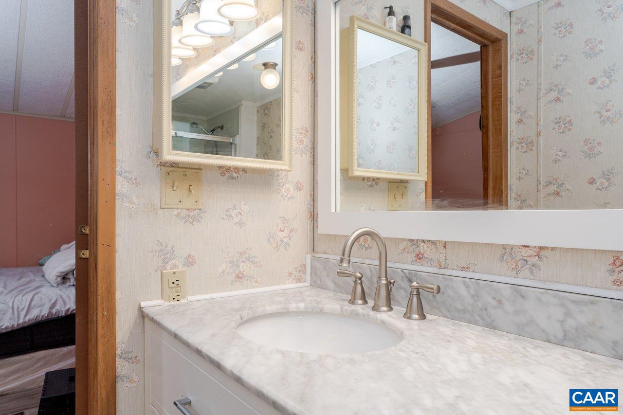 608 5TH ST, GROTTOES, Virginia 24441, 4 Bedrooms Bedrooms, ,2 BathroomsBathrooms,Residential,For sale,608 5TH ST,673744 MLS # 673744