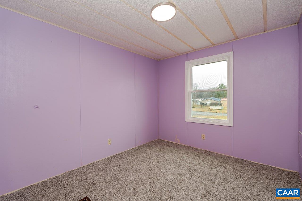 608 5TH ST, GROTTOES, Virginia 24441, 4 Bedrooms Bedrooms, ,2 BathroomsBathrooms,Residential,For sale,608 5TH ST,673744 MLS # 673744