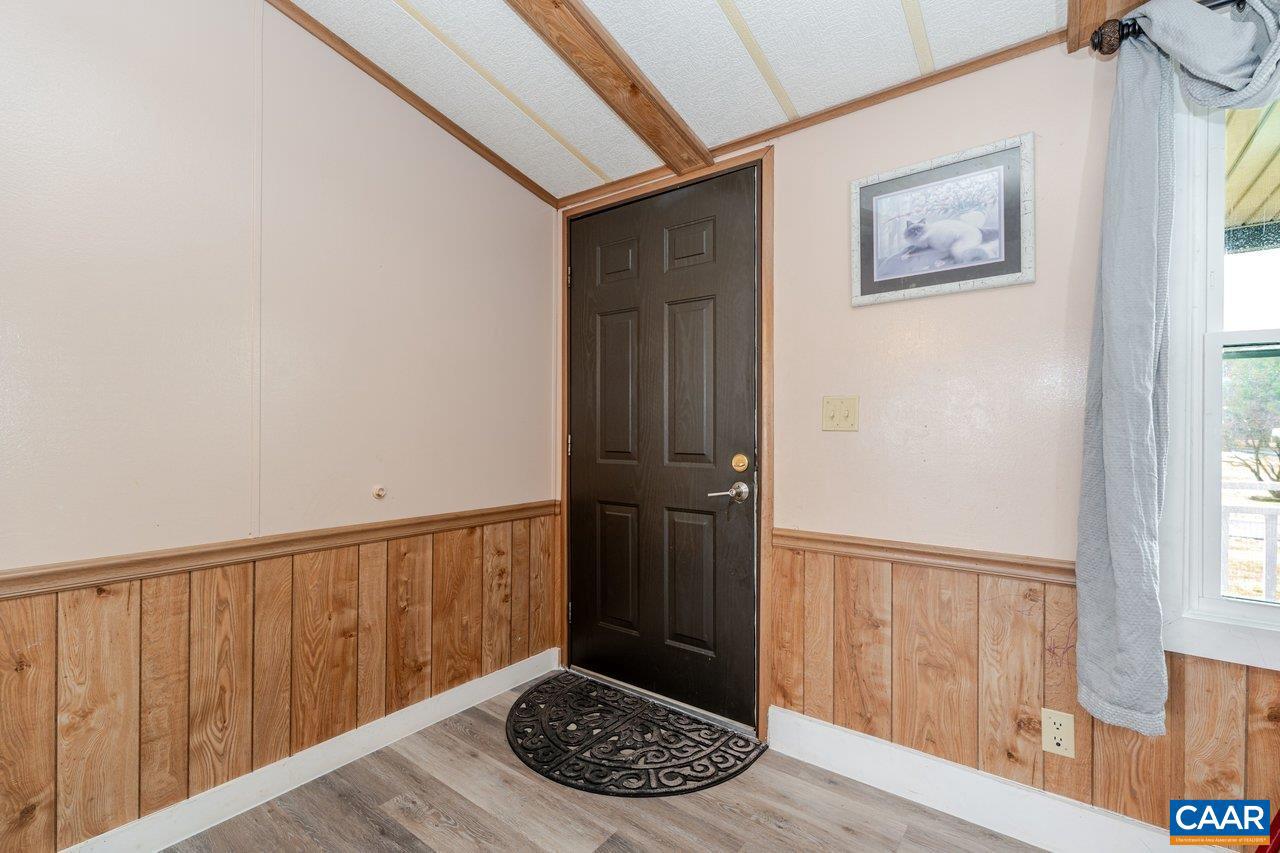 608 5TH ST, GROTTOES, Virginia 24441, 4 Bedrooms Bedrooms, ,2 BathroomsBathrooms,Residential,For sale,608 5TH ST,673744 MLS # 673744