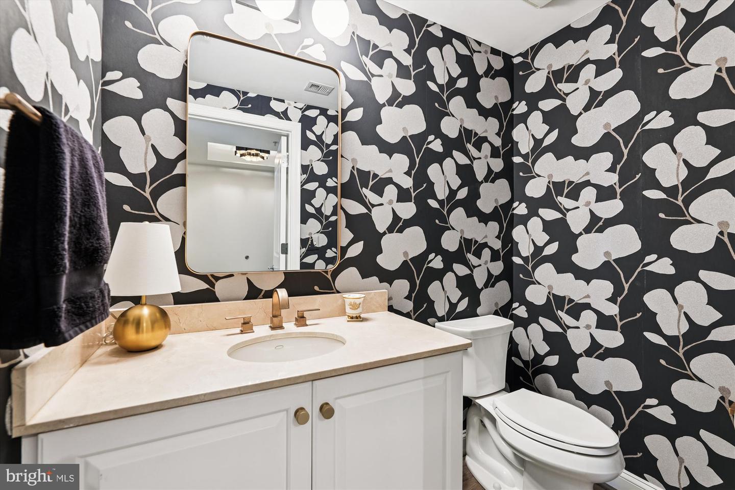 2501 WISCONSIN AVE NW #7, WASHINGTON, District Of Columbia 20007, 2 Bedrooms Bedrooms, ,2 BathroomsBathrooms,Residential,For sale,2501 WISCONSIN AVE NW #7,DCDC2248070 MLS # DCDC2248070 2501 WISCONSIN AVE NW #7, WASHINGTON, District Of Columbia 20007, 2 Bedrooms Bedrooms, ,2 BathroomsBathrooms,Residential,For sale,2501 WISCONSIN AVE NW #7,DCDC2248070 MLS # DCDC2248070