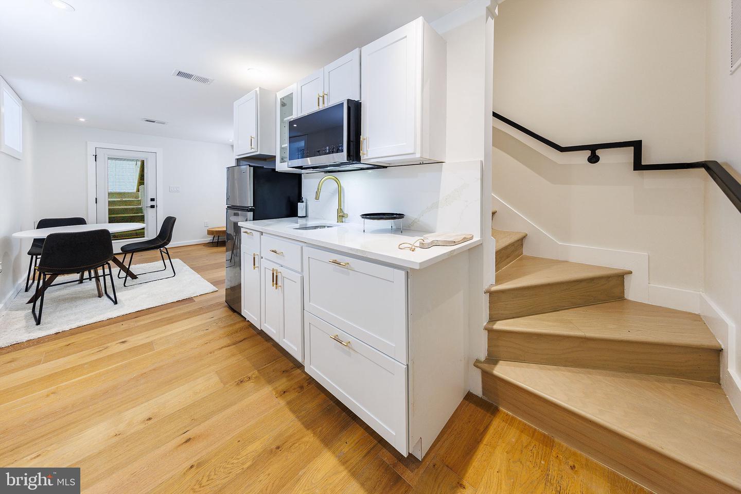 2806 FRANKLIN ST NE, WASHINGTON, District Of Columbia 20018, 6 Bedrooms Bedrooms, ,5 BathroomsBathrooms,Residential,For sale,2806 FRANKLIN ST NE,DCDC2248072 MLS # DCDC2248072