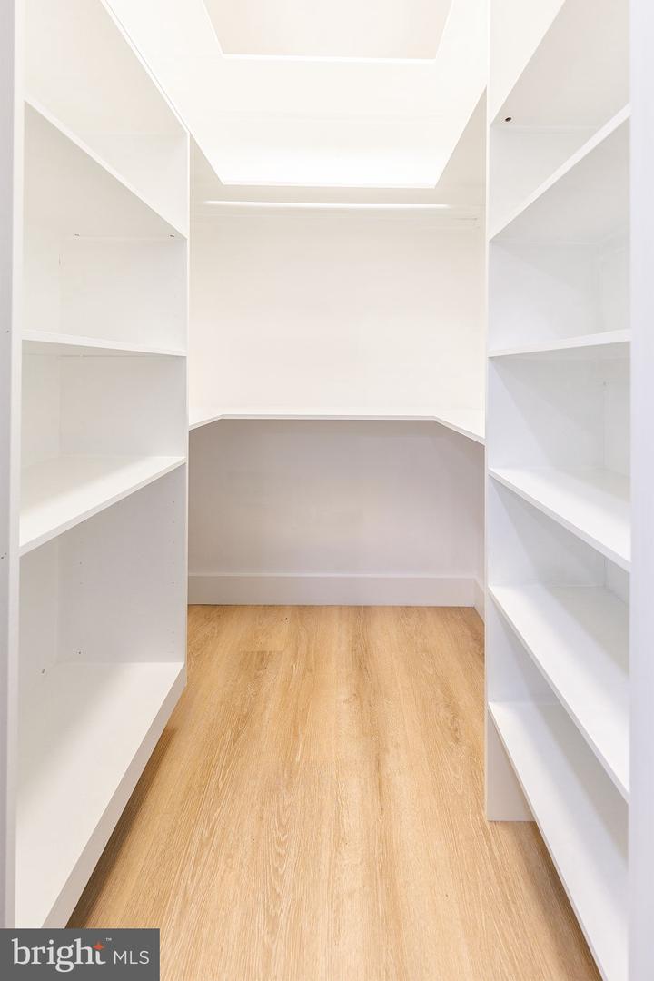 2806 FRANKLIN ST NE, WASHINGTON, District Of Columbia 20018, 6 Bedrooms Bedrooms, ,5 BathroomsBathrooms,Residential,For sale,2806 FRANKLIN ST NE,DCDC2248072 MLS # DCDC2248072