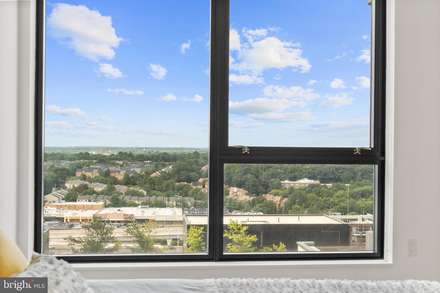 1650 SILVER HILL DR #1206, MCLEAN, Virginia 22102, 2 Bedrooms Bedrooms, ,2 BathroomsBathrooms,Residential,For sale,1650 SILVER HILL DR #1206,VAFX2274300 MLS # VAFX2274300