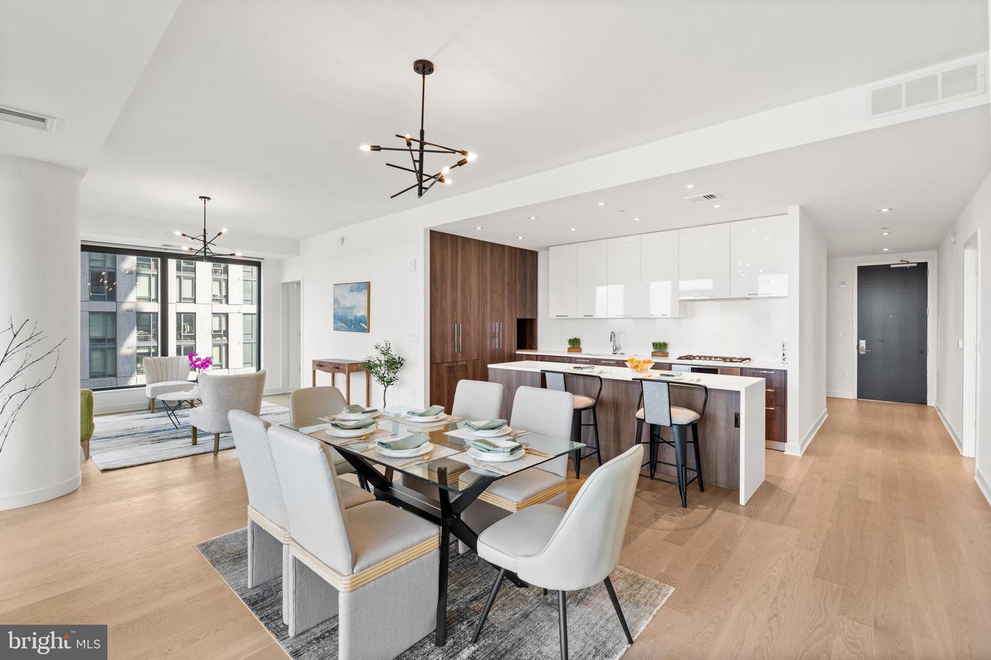 1650 SILVER HILL DR #1206, MCLEAN, Virginia 22102, 2 Bedrooms Bedrooms, ,2 BathroomsBathrooms,Residential,For sale,1650 SILVER HILL DR #1206,VAFX2274300 MLS # VAFX2274300