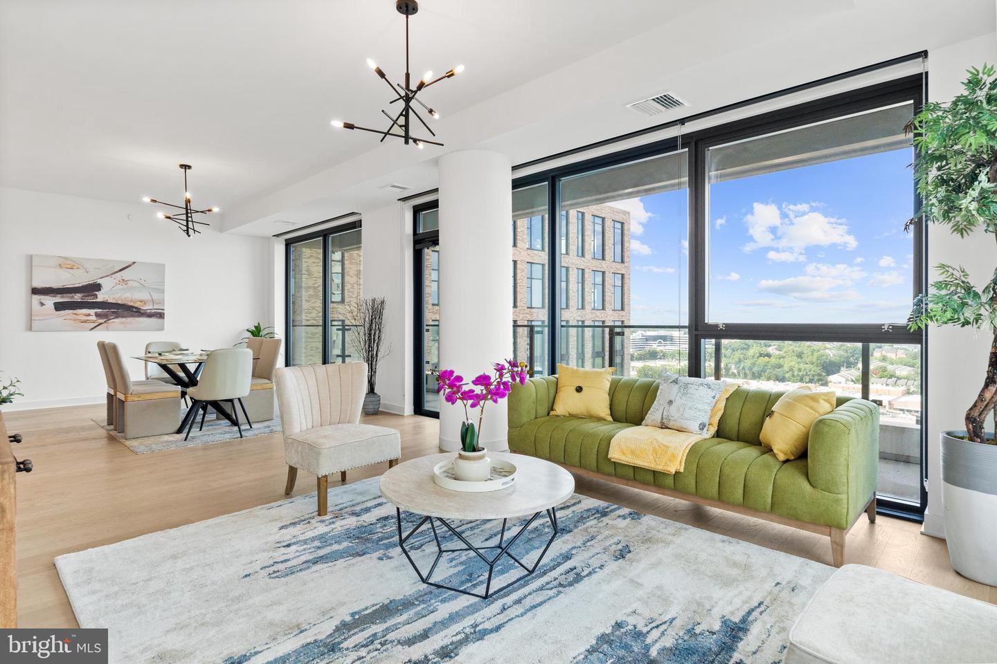 1650 SILVER HILL DR #1206, MCLEAN, Virginia 22102, 2 Bedrooms Bedrooms, ,2 BathroomsBathrooms,Residential,For sale,1650 SILVER HILL DR #1206,VAFX2274300 MLS # VAFX2274300
