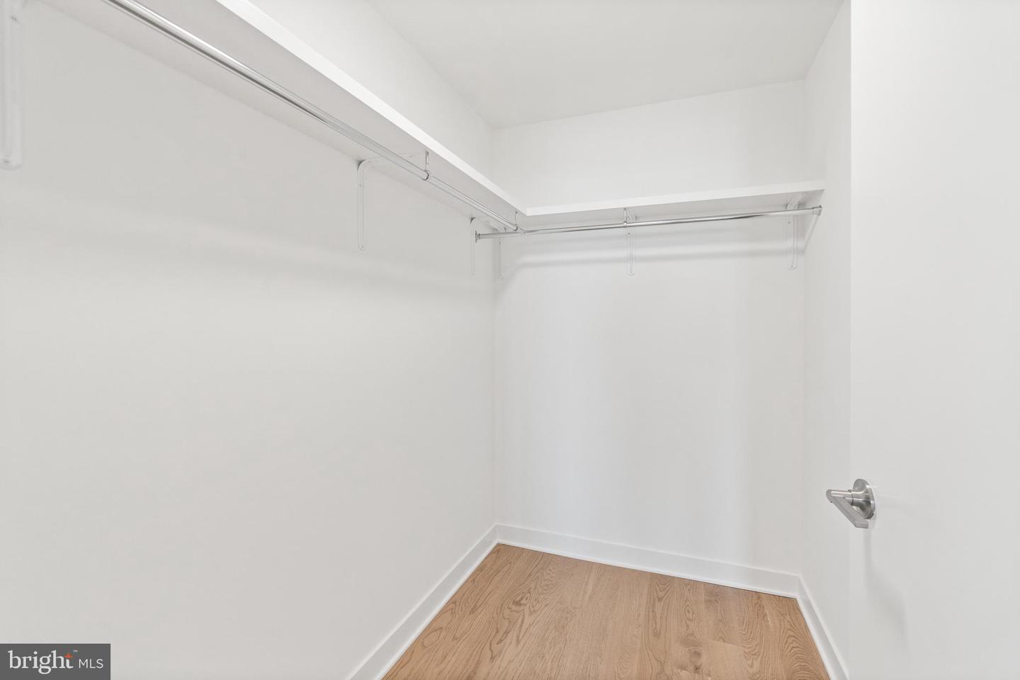 1650 SILVER HILL DR #1206, MCLEAN, Virginia 22102, 2 Bedrooms Bedrooms, ,2 BathroomsBathrooms,Residential,For sale,1650 SILVER HILL DR #1206,VAFX2274300 MLS # VAFX2274300