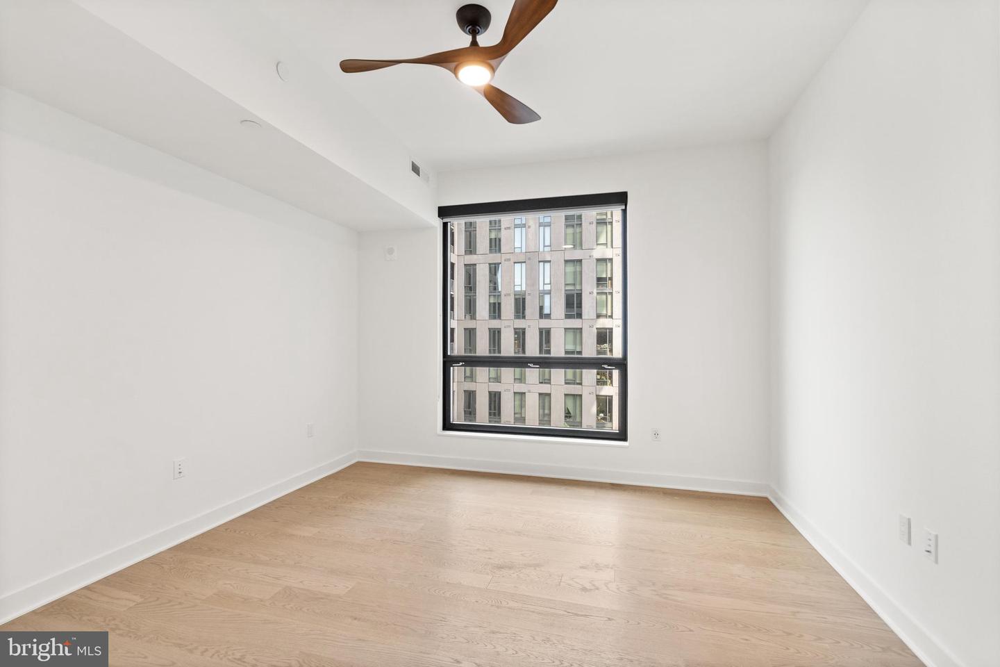 1650 SILVER HILL DR #1206, MCLEAN, Virginia 22102, 2 Bedrooms Bedrooms, ,2 BathroomsBathrooms,Residential,For sale,1650 SILVER HILL DR #1206,VAFX2274300 MLS # VAFX2274300