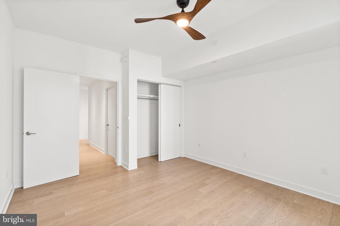 1650 SILVER HILL DR #1206, MCLEAN, Virginia 22102, 2 Bedrooms Bedrooms, ,2 BathroomsBathrooms,Residential,For sale,1650 SILVER HILL DR #1206,VAFX2274300 MLS # VAFX2274300