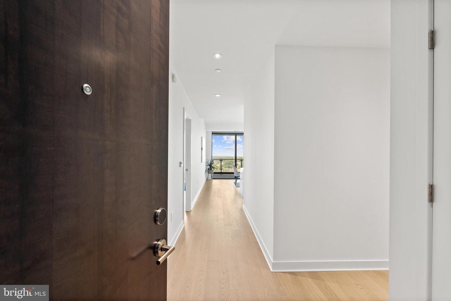 1650 SILVER HILL DR #1206, MCLEAN, Virginia 22102, 2 Bedrooms Bedrooms, ,2 BathroomsBathrooms,Residential,For sale,1650 SILVER HILL DR #1206,VAFX2274300 MLS # VAFX2274300