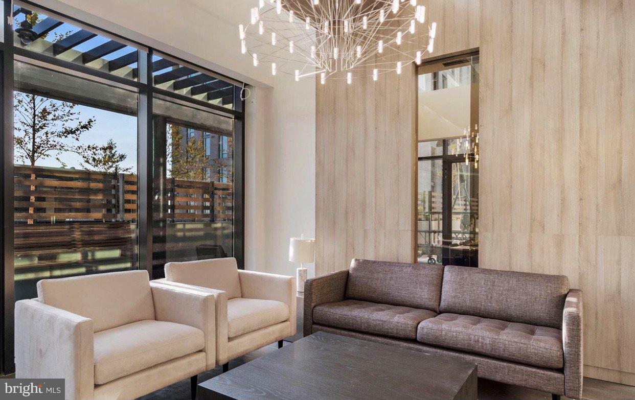 1650 SILVER HILL DR #1206, MCLEAN, Virginia 22102, 2 Bedrooms Bedrooms, ,2 BathroomsBathrooms,Residential,For sale,1650 SILVER HILL DR #1206,VAFX2274300 MLS # VAFX2274300