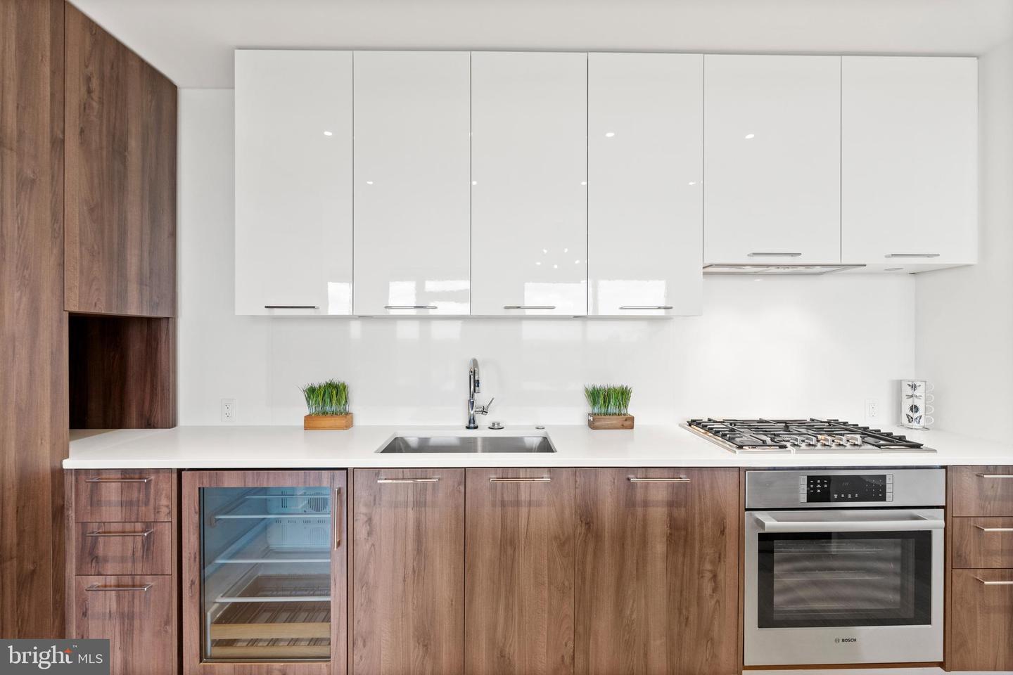 1650 SILVER HILL DR #1206, MCLEAN, Virginia 22102, 2 Bedrooms Bedrooms, ,2 BathroomsBathrooms,Residential,For sale,1650 SILVER HILL DR #1206,VAFX2274300 MLS # VAFX2274300