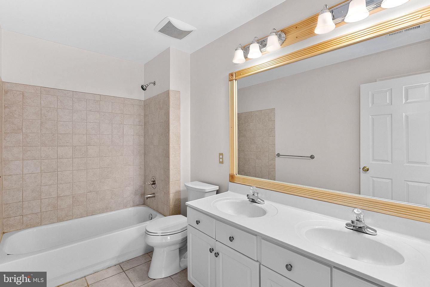 312 RIDING TRAIL CT NW, LEESBURG, Virginia 20176, 5 Bedrooms Bedrooms, ,3 BathroomsBathrooms,Residential,For sale,312 RIDING TRAIL CT NW,VALO2110410 MLS # VALO2110410