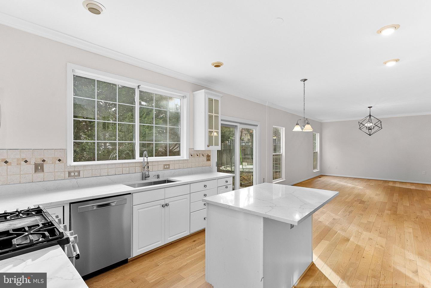 312 RIDING TRAIL CT NW, LEESBURG, Virginia 20176, 5 Bedrooms Bedrooms, ,3 BathroomsBathrooms,Residential,For sale,312 RIDING TRAIL CT NW,VALO2110410 MLS # VALO2110410