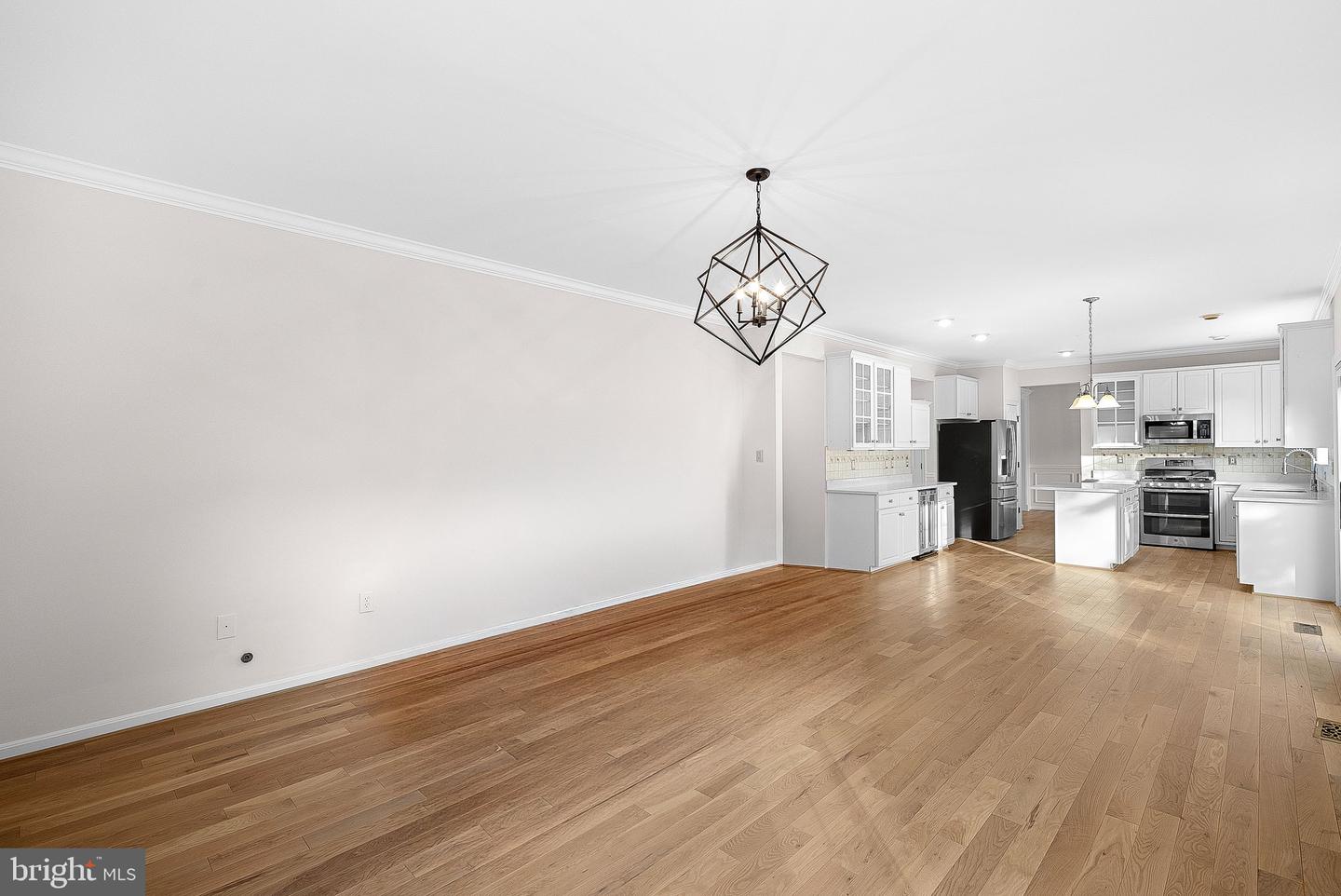 312 RIDING TRAIL CT NW, LEESBURG, Virginia 20176, 5 Bedrooms Bedrooms, ,3 BathroomsBathrooms,Residential,For sale,312 RIDING TRAIL CT NW,VALO2110410 MLS # VALO2110410