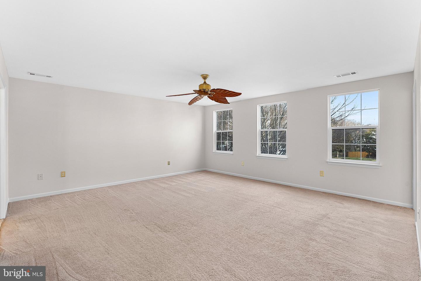 312 RIDING TRAIL CT NW, LEESBURG, Virginia 20176, 5 Bedrooms Bedrooms, ,3 BathroomsBathrooms,Residential,For sale,312 RIDING TRAIL CT NW,VALO2110410 MLS # VALO2110410