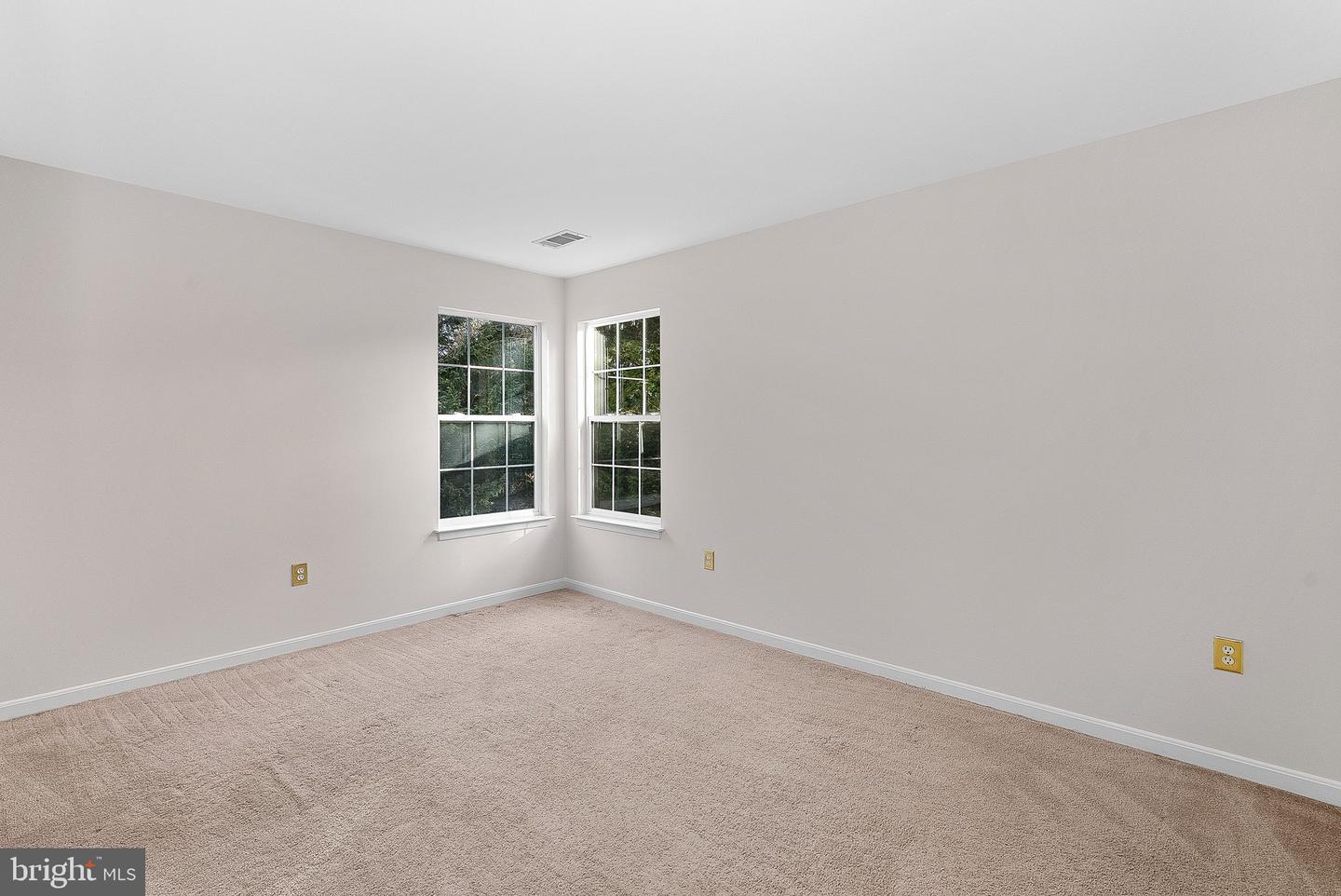 312 RIDING TRAIL CT NW, LEESBURG, Virginia 20176, 5 Bedrooms Bedrooms, ,3 BathroomsBathrooms,Residential,For sale,312 RIDING TRAIL CT NW,VALO2110410 MLS # VALO2110410