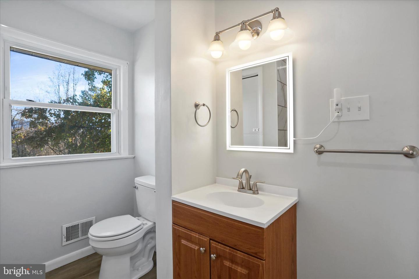 508 MASSANUTTEN HTS, WOODSTOCK, Virginia 22664, 4 Bedrooms Bedrooms, 10 Rooms Rooms,2 BathroomsBathrooms,Residential,For sale,508 MASSANUTTEN HTS,VASH2013024 MLS # VASH2013024 508 MASSANUTTEN HTS, WOODSTOCK, Virginia 22664, 4 Bedrooms Bedrooms, 10 Rooms Rooms,2 BathroomsBathrooms,Residential,For sale,508 MASSANUTTEN HTS,VASH2013024 MLS # VASH2013024