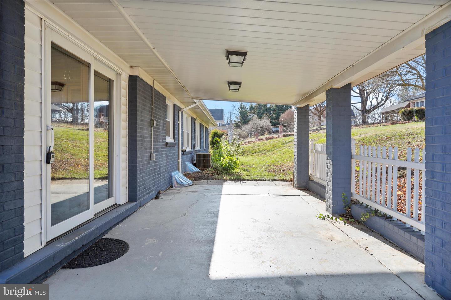 508 MASSANUTTEN HTS, WOODSTOCK, Virginia 22664, 4 Bedrooms Bedrooms, 10 Rooms Rooms,2 BathroomsBathrooms,Residential,For sale,508 MASSANUTTEN HTS,VASH2013024 MLS # VASH2013024 508 MASSANUTTEN HTS, WOODSTOCK, Virginia 22664, 4 Bedrooms Bedrooms, 10 Rooms Rooms,2 BathroomsBathrooms,Residential,For sale,508 MASSANUTTEN HTS,VASH2013024 MLS # VASH2013024